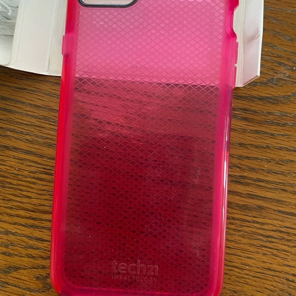 NIB IPHONE 6 PLUS PINK COVER